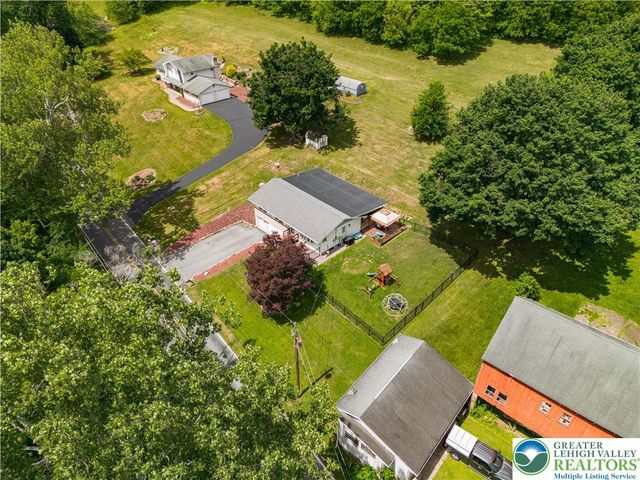50 Kohls Road, Allen Twp, PA 18067