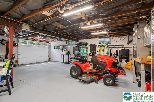 50 Kohls Road, Allen Twp, PA 18067