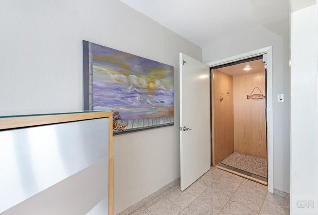 1334 Outrigger Street, Tiki Island, TX 77554