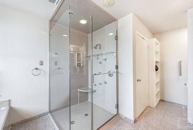 1334 Outrigger Street, Tiki Island, TX 77554