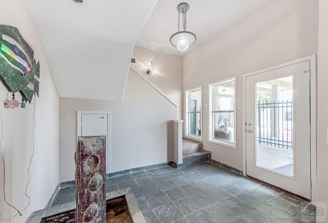 1334 Outrigger Street, Tiki Island, TX 77554