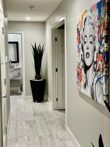 348 Vista Royale Drive, Palm Desert, CA 92211