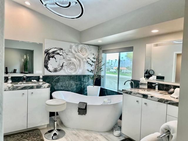 348 Vista Royale Drive, Palm Desert, CA 92211