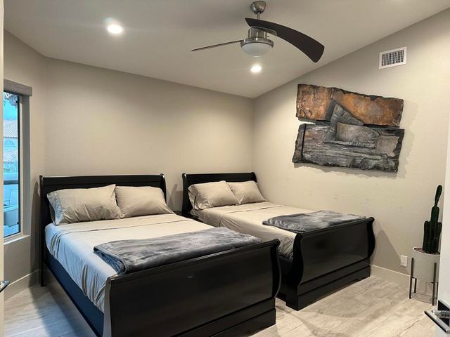 348 Vista Royale Drive, Palm Desert, CA 92211