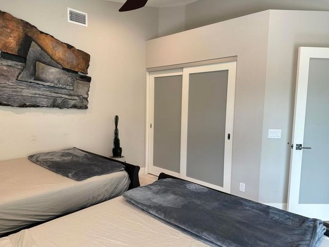 348 Vista Royale Drive, Palm Desert, CA 92211
