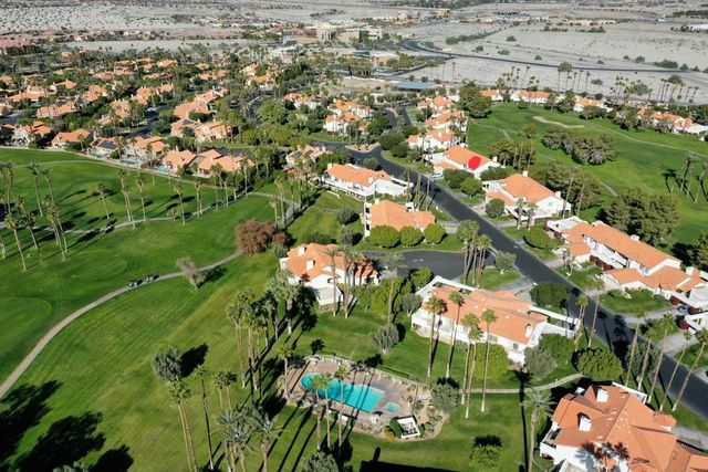 348 Vista Royale Drive, Palm Desert, CA 92211