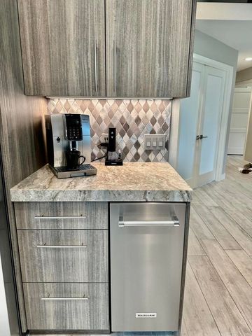 348 Vista Royale Drive, Palm Desert, CA 92211