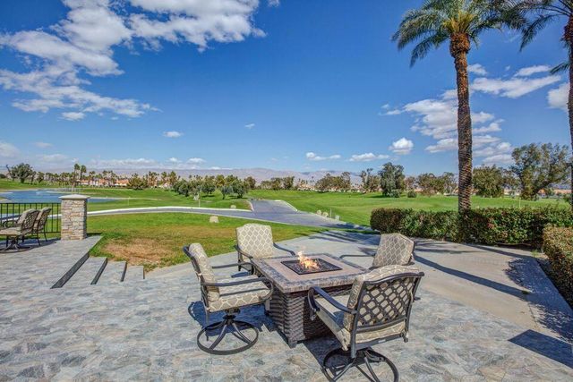 348 Vista Royale Drive, Palm Desert, CA 92211