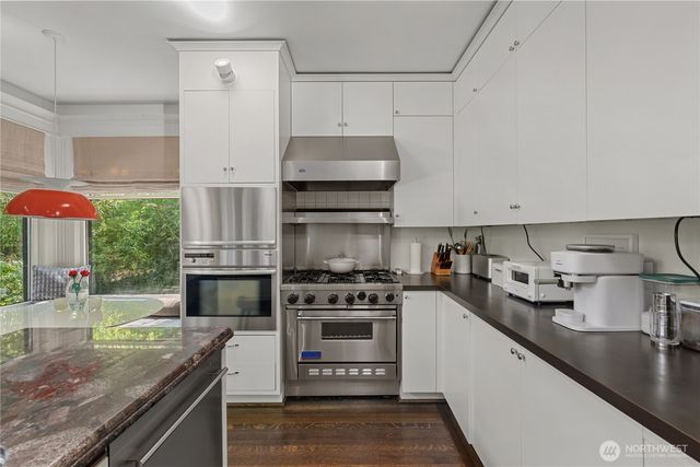 1108 Harvard Avenue E, Seattle, WA 98102