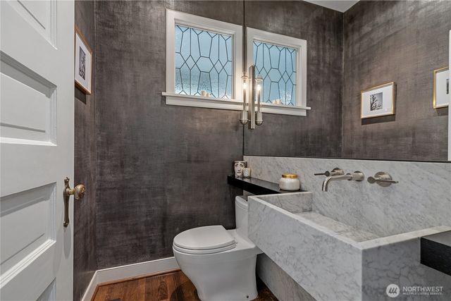 1108 Harvard Avenue E, Seattle, WA 98102