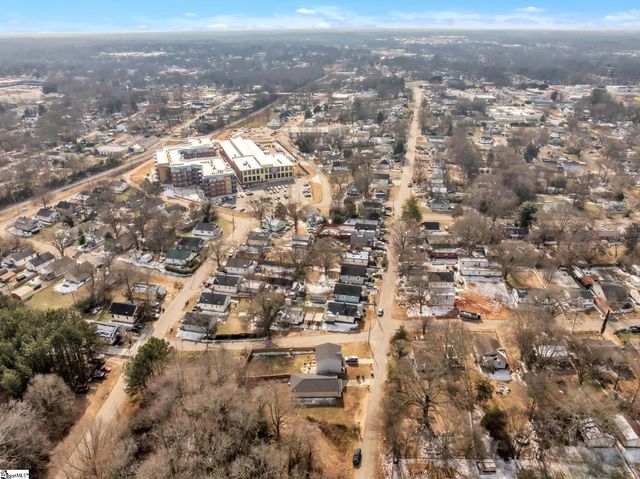 218 N Florida Avenue, Greenville, SC 29611