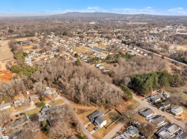 218 N Florida Avenue, Greenville, SC 29611