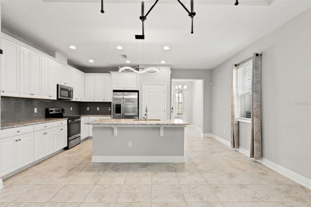 7278 POOL COMPASS LOOP, Wesley Chapel, FL 33545