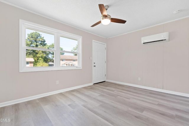 4943 Fieldcrest Drive, Fayetteville, NC 28303