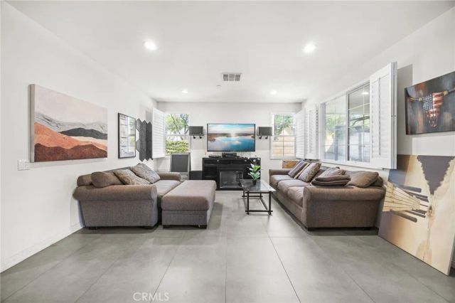 2934 S Via Belamaria, Ontario, CA 91762