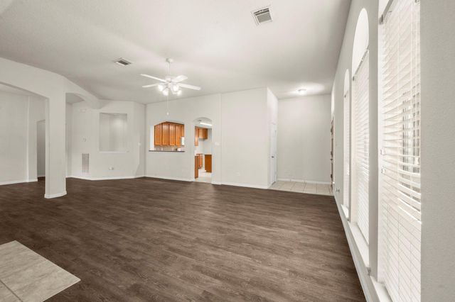 3226 Woodwind Road, Montgomery, TX 77356