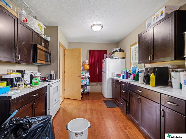 3528 N 45th Street, Omaha, NE 68104