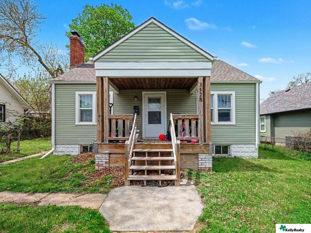 3528 N 45th Street, Omaha, NE 68104
