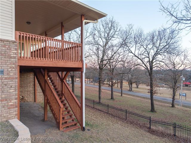 8535 Crestline Drive, Hackett, AR 72937