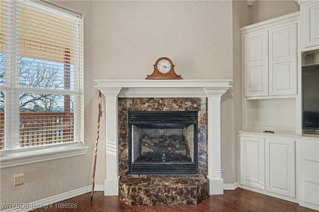 8535 Crestline Drive, Hackett, AR 72937