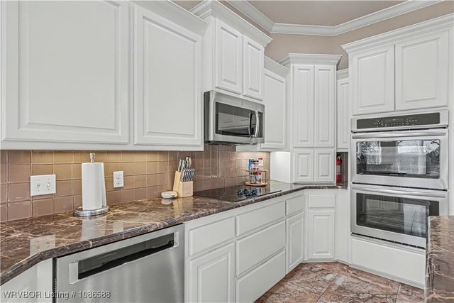 8535 Crestline Drive, Hackett, AR 72937