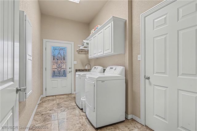 8535 Crestline Drive, Hackett, AR 72937