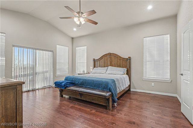 8535 Crestline Drive, Hackett, AR 72937