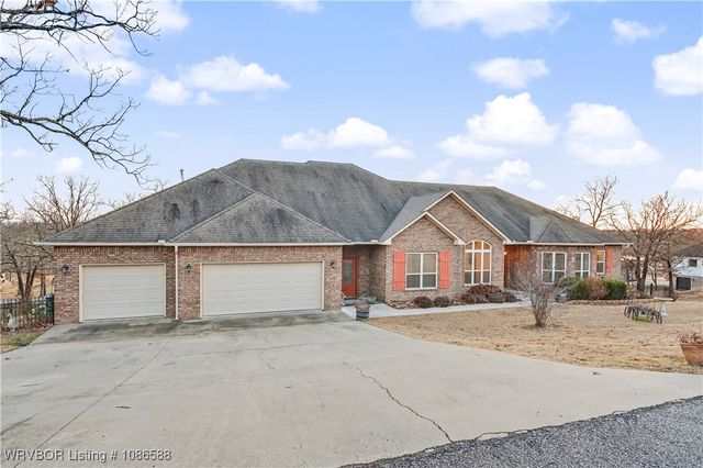 8535 Crestline Drive, Hackett, AR 72937