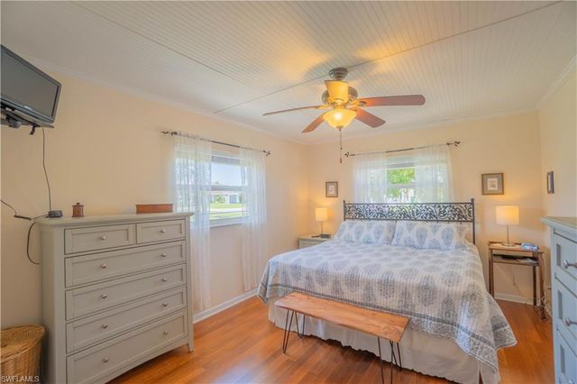 736 104th AVE N # 1, Naples, FL 34108