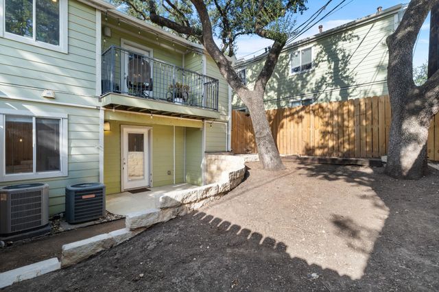 3601 Menchaca RD 110, Austin, TX 78704