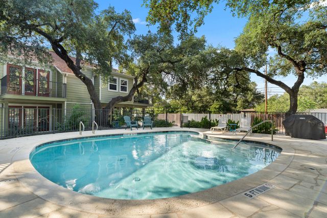 3601 Menchaca RD 110, Austin, TX 78704