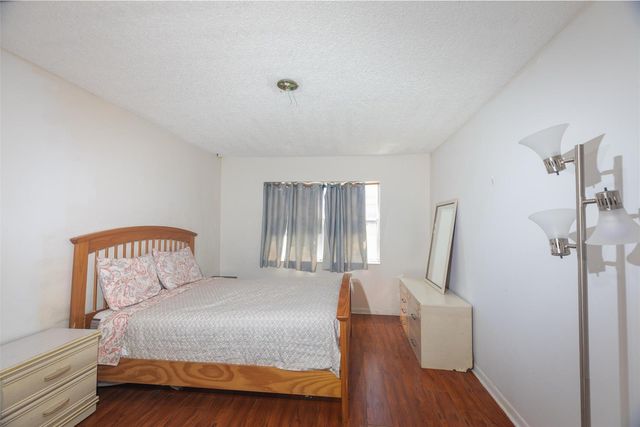 9041 Sunrise Lakes Boulevard 111, Sunrise, FL 33322