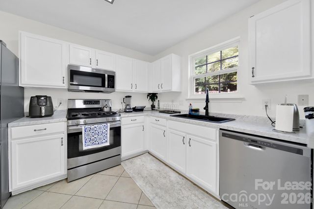 10541 Haddington Drive NW, Charlotte, NC 28269