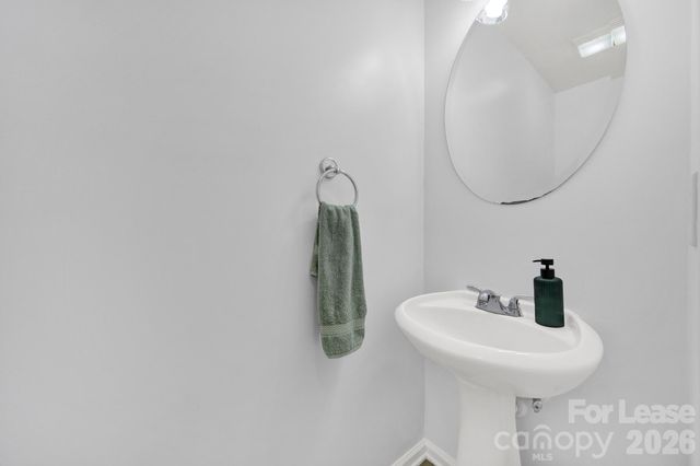 10541 Haddington Drive NW, Charlotte, NC 28269