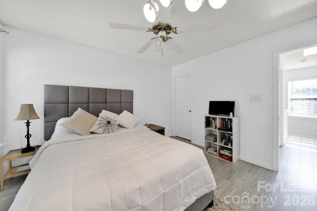 10541 Haddington Drive NW, Charlotte, NC 28269