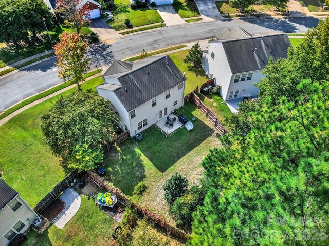 10541 Haddington Drive NW, Charlotte, NC 28269