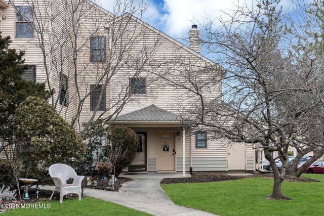 52 Snapdragon Court, Jackson, NJ 08527