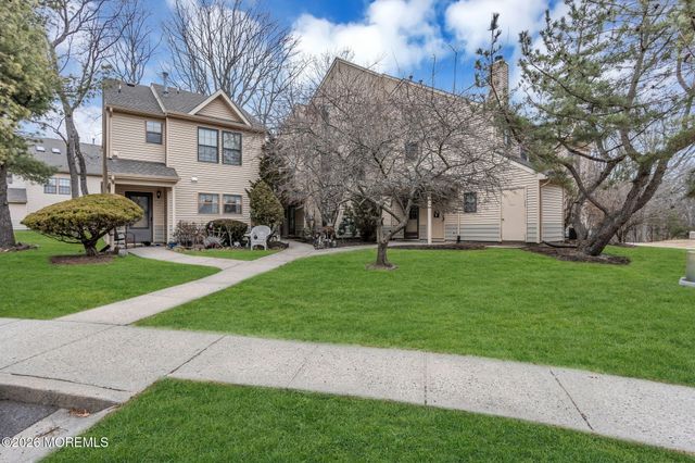 52 Snapdragon Court, Jackson, NJ 08527