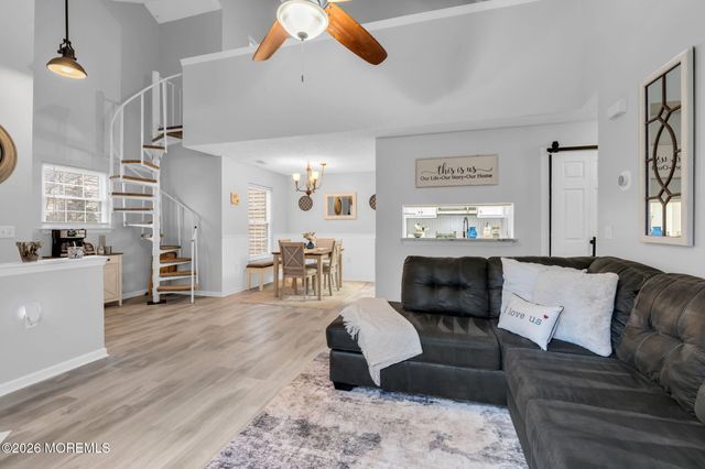 52 Snapdragon Court, Jackson, NJ 08527