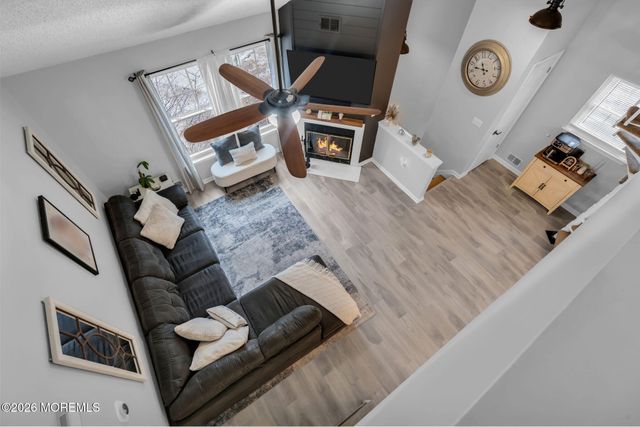 52 Snapdragon Court, Jackson, NJ 08527