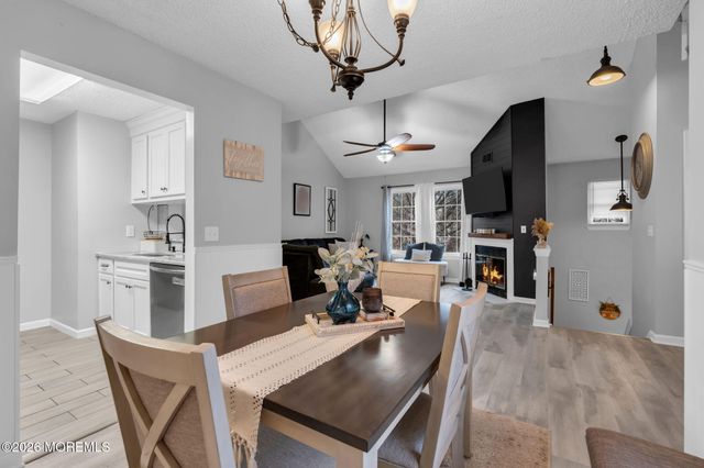 52 Snapdragon Court, Jackson, NJ 08527