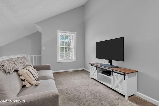 52 Snapdragon Court, Jackson, NJ 08527