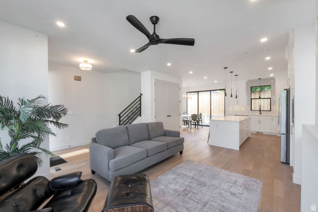 571 S MCCLELLAND ST, Salt Lake City, UT 84102 — photo 5