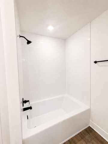9316 Hard Rock Road, Conroe, TX 77303