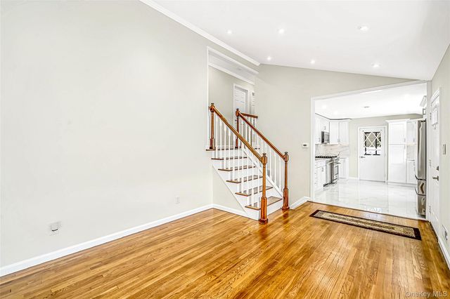 260 W 24th Street, Deer Park, NY 11729