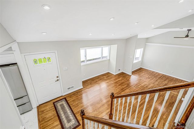 260 W 24th Street, Deer Park, NY 11729