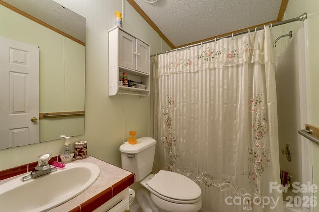7581 Hwy 441 Highway S, Sylva, NC 28779