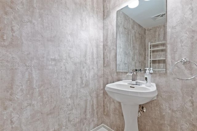 60 SW 13th Street 3800, Miami, FL 33130