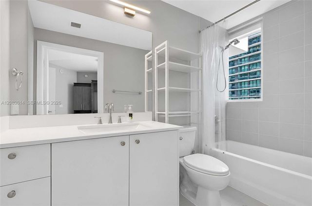 60 SW 13th Street 3800, Miami, FL 33130
