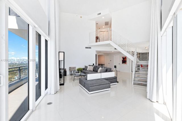 60 SW 13th Street 3800, Miami, FL 33130